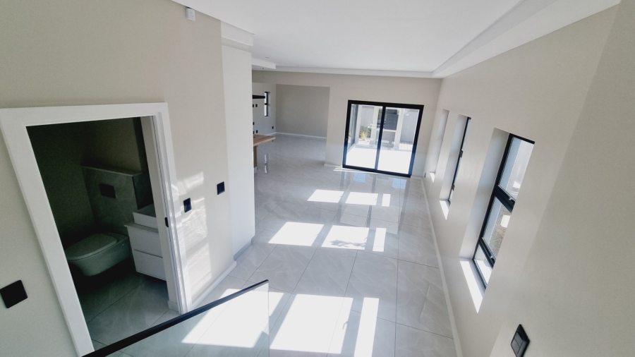 3 Bedroom Property for Sale in Sandown Western Cape